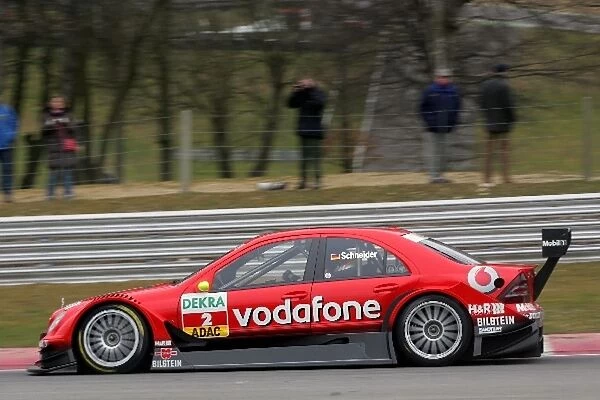 DTM Testing: Bernd Schneider Vodafone AMG-Mercedes