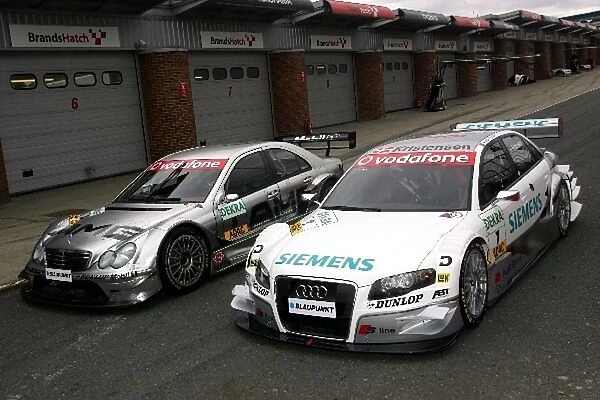 DTM Testing: Cars of Mercedes and Audi in the pitlane