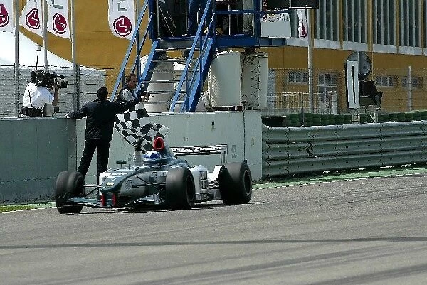 Eurocup Formula Renault V6: Damien Pasini Victory Engineering won the main race