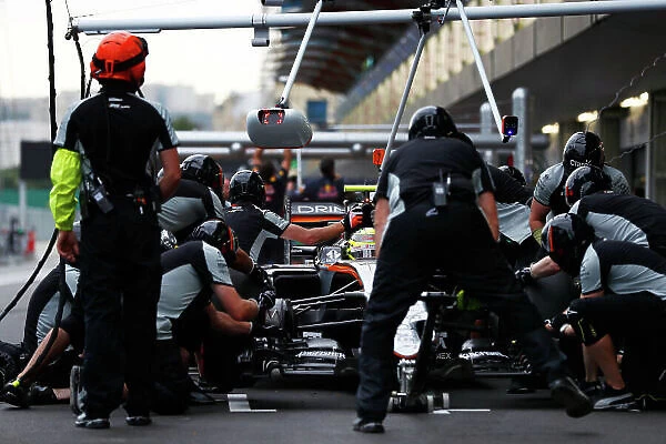 F1 Formula 1 Formula One Action Pit Stops