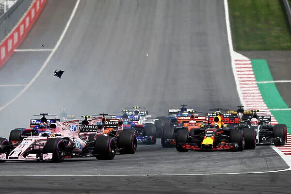 F1 Formula 1 Formula One Gp Action Start Crashes