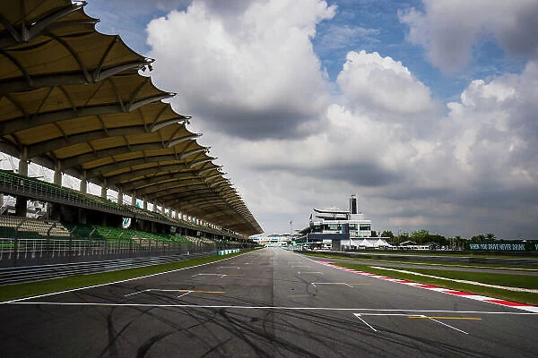 F1 Formula 1 Formula One Gp Circuit Track Atmosphere