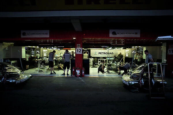 F1 Formula 1 Formula One Gp Grand Prix Garages