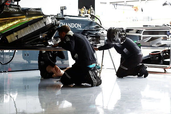 F1 Formula 1 Formula One Portrait Garage Technical