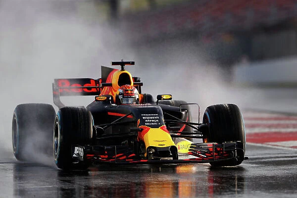 F1 Formula 1 Formula One Test Testing Spray Action