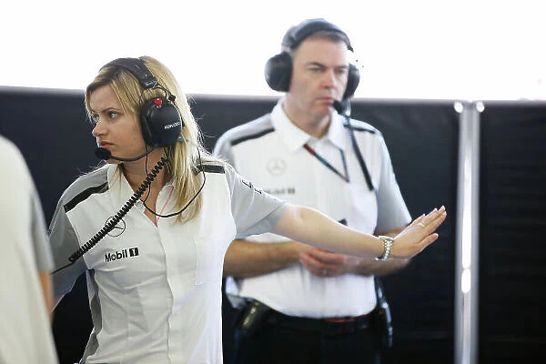 F1 Formula 1 Formula One Testing Test Portrait