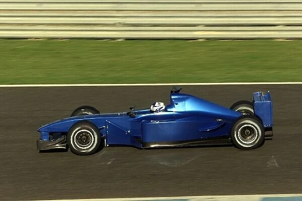 F1 Testing: Kimi Raikkonen has his first test in the new 2001 Sauber