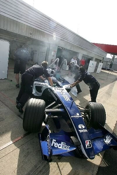 F1 Testing: Narain Karthekeyan Williams test driver