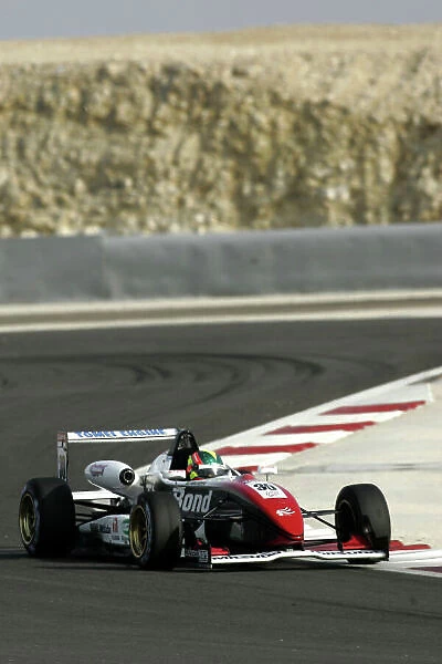 Fabio Carbone Bahrain F3 Superprix 8th-10th Demceber 2004 World Copyright Jakob Ebrey / LAT Photographic