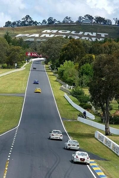 f2371. The famous Mount Panorama hosted the 2nd Bathurst 24 Hour.