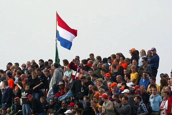 A1GP. Fans.. A1GP, Rd1, Sprint Race, Zandvoort, Holland, 1 October 2006.. DIGITAL IMAGE