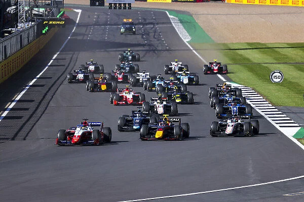 FIA F2 2021: Silverstone
