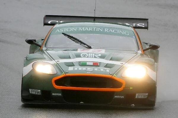 FIA GT Championship: Christian Pescatori  /  Fabio Babini Aston Martin Racing BMS Aston Martin DBR9
