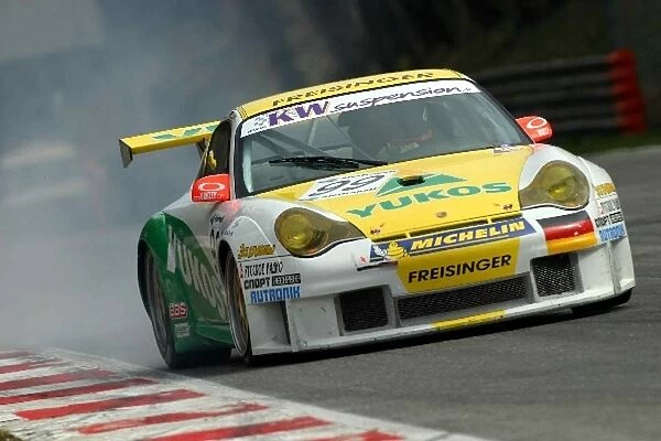 FIA GT Championship: Lucas Luhr Freisinger Motorsport Porsche 911 GT3-RSR retired from the race