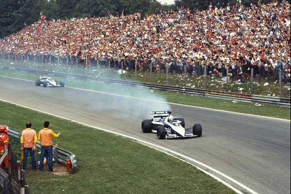 Formula 1 F1 action smoke