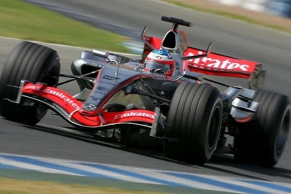Formula 1 Testing: Gary Paffett Mclaren MP4 / 21