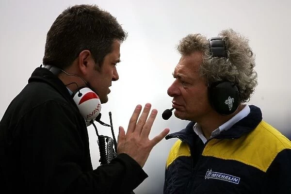 Formula 1 Testing: Gil de Ferran Honda Racing F1 Team Sporting Director talks with a Michelin engineer