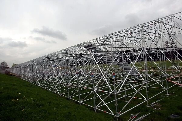 Formula 1 Testing: Grandstand construction at Luffield