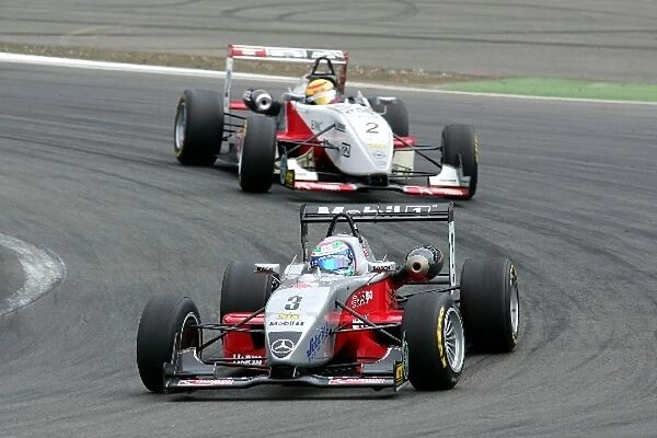 Formula 3 Euroseries: Bruno Spengler, Mucke Motorsport, Dallara F3-02 Mercedes, in front of Frank Perera, Prema Powerteam, Dallara F3-04 Opel