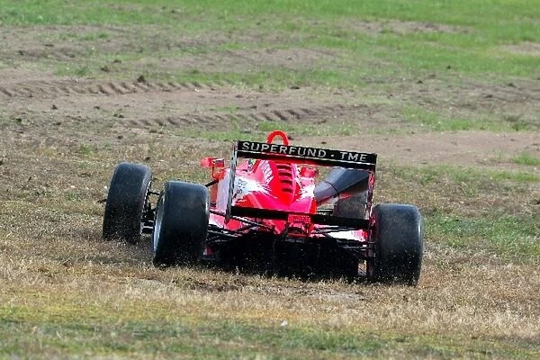 Formula 3 EuroSeries: Sakon Yamamoto, Superfund TME, Dallara-Toyota, off track