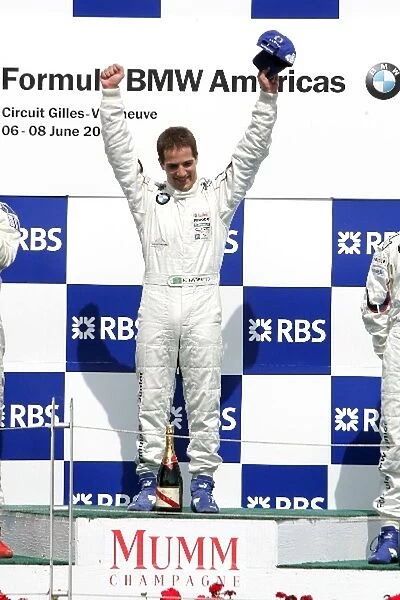 Formula BMW Americas: Ricardo Favoretto EuroInternational celebrates on the podium