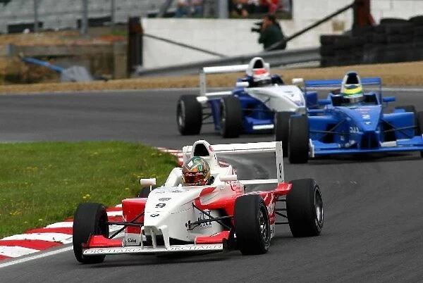 Formula BMW UK Championship: 2nd in race 1, James Sutton Fortec