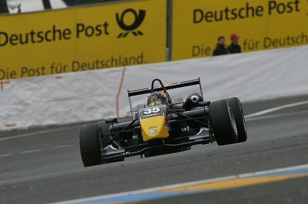 Formula Three Euroseries: Rorbert Wickens Signature-Plus, won race 2