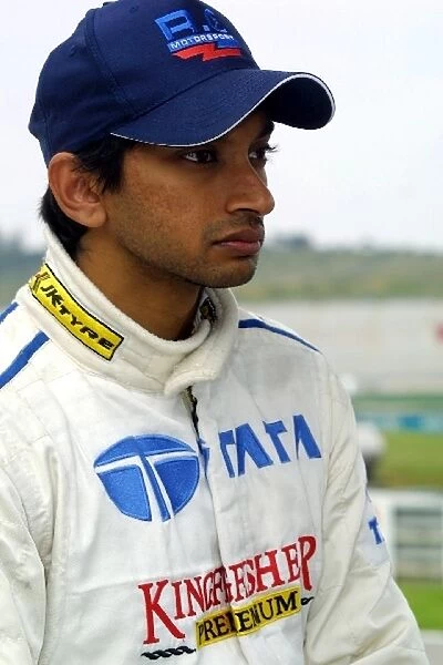 Formula Nissan World Series: Narain Karthikeyan Tata RC Motorsport qualified in 9th place