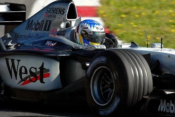 Formula One Testing: Alex Wurz continued to set fast times in the McLaren Mercedes MP4  /  17