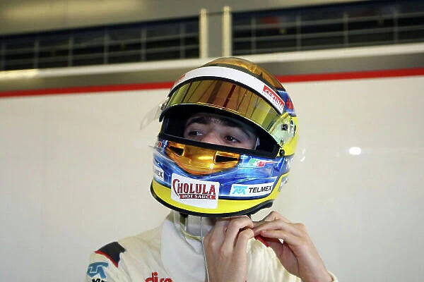 Formula One Testing, Day Three, Abu Dhabi Young Driver Test, Yas Marina Circuit, Abu Dhabi, UAE, Thursday 17 November 2011