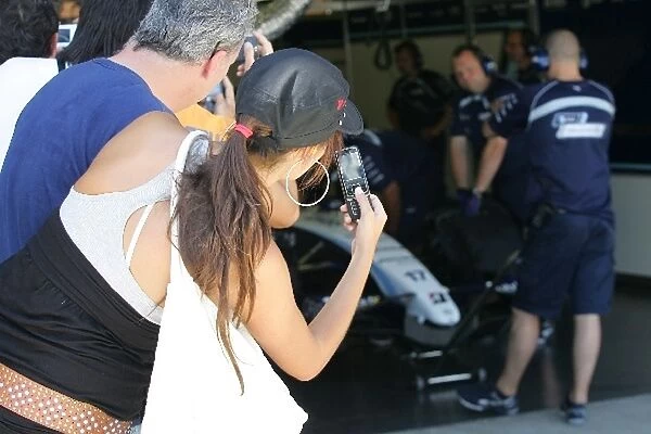 Formula One Testing: Fans take photographs of Alex Wurz Williams