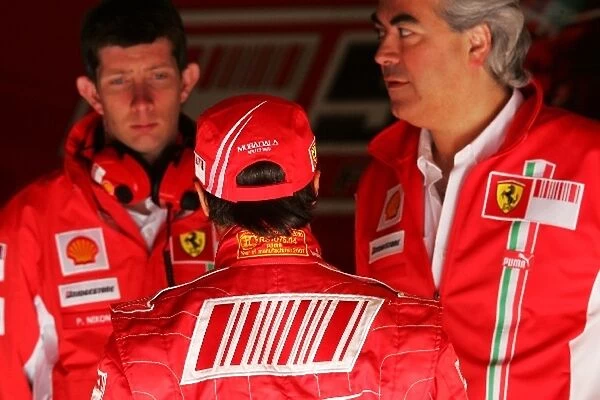 Formula One Testing: Felipe Massa Ferrari explains what happened to members of the Ferrari team after he suffered a mechanical problem