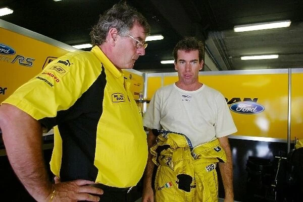 Formula One Testing: Gary Anderson Jordan Director of Race and Test Engineering and Ralph Firman Jnr Jordan