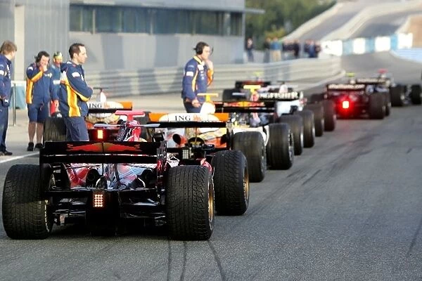 Formula One Testing: The green light failed to come on to start the session leaving a queue of cars at the end of the pitlane