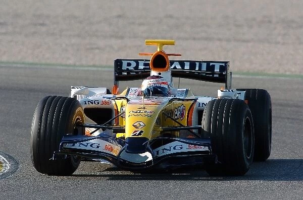 Formula One Testing: Heikki Kovalainen Renault R27