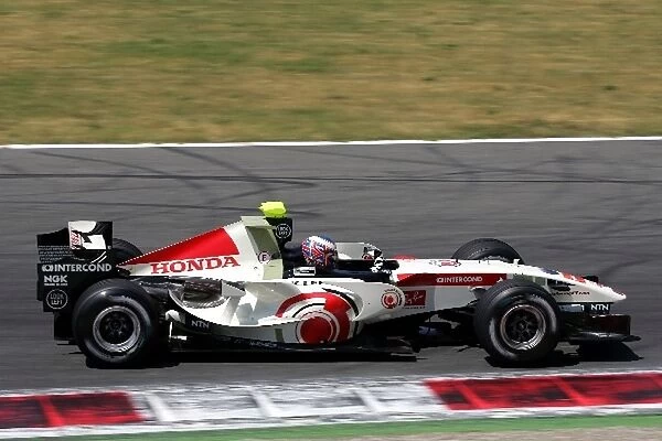 Formula One Testing: Jenson Button Honda RA106