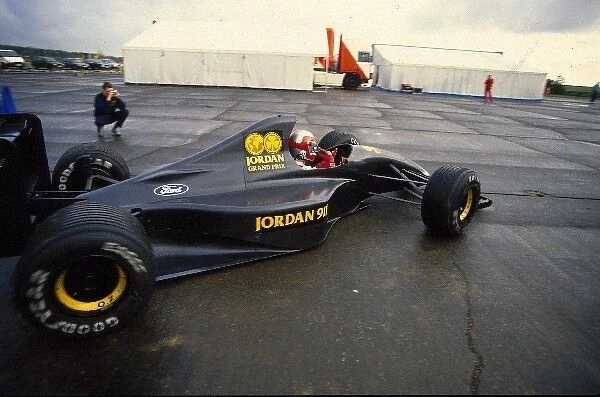 Formula One Testing: John Watson Jordan Ford 191: Formula One Testing, Silverstone 27-29 November 1990