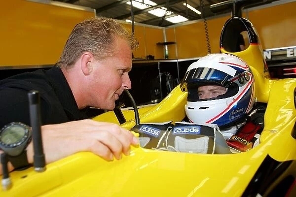 Formula One Testing: Johnny Herbert Jordan Sporting Relations Manager talks with Anthony Davidson who tests for Jordan