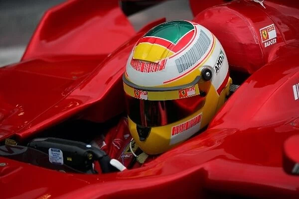 Formula One Testing: Luca Badoer Ferrari F2007