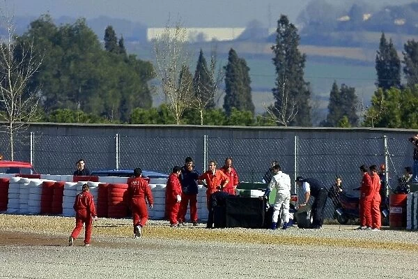 Formula One Testing: Marc Gene crashed the BMW Williams FW23 at the fast last corner