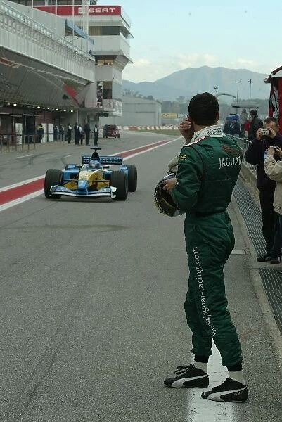 Formula One Testing: Mark Webber Jaguar: Formula One Testing, Barcelona, Spain 4 December 2002
