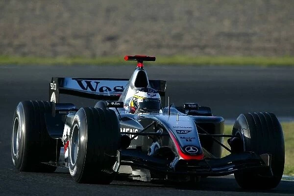 Formula One Testing: Pedro DeLa Rosa McLaren Mercedes MP4  /  19b