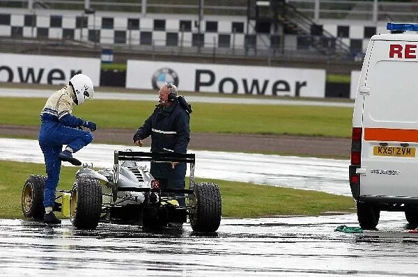 Formula Three Testing: Phil Waldron testing for T-Sport spins in the wet