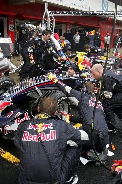 Formula One Testing: Red Bull Racing pitstop practice