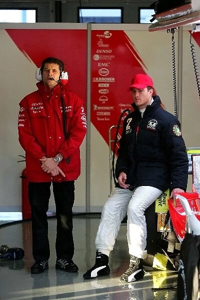Formula One Testing: Remi Decorzant Toyota Race Engineer chats with Ralf Schumacher Toyota