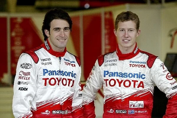 Formula One Testing: Ricardo Zonta with Toyota test team mate Ryan Briscoe