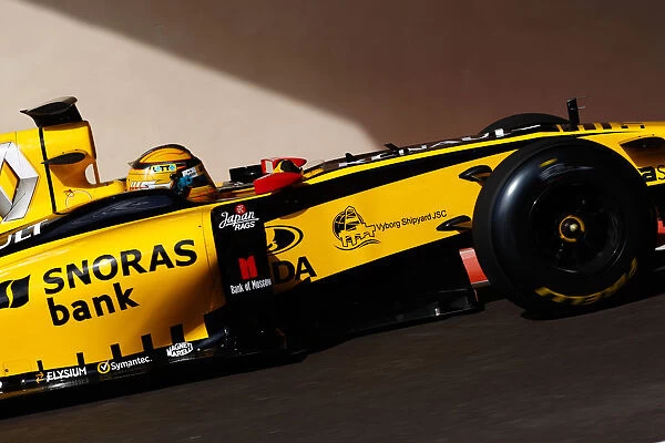Formula One Testing: Robert Kubica Renault R30