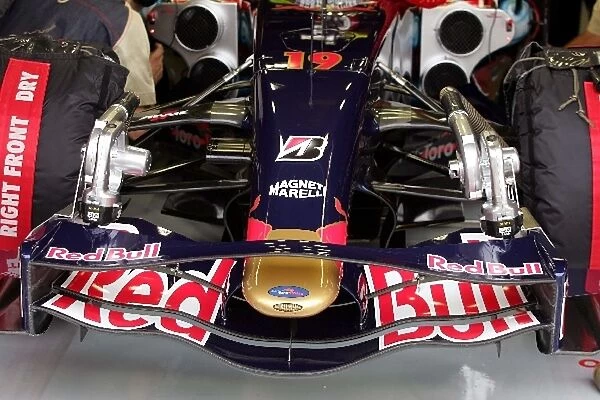 Formula One Testing: Scuderia Toro Rosso STR02 detail