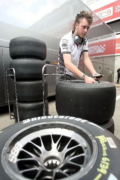 Formula One Testing: Slick tyres for the Force India F1 Team