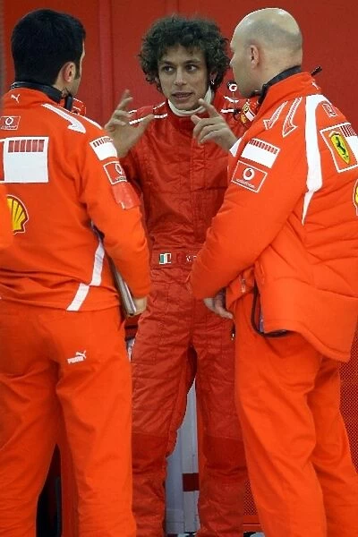 Formula One Testing: Valentino Rossi talks to the Ferrari engineers